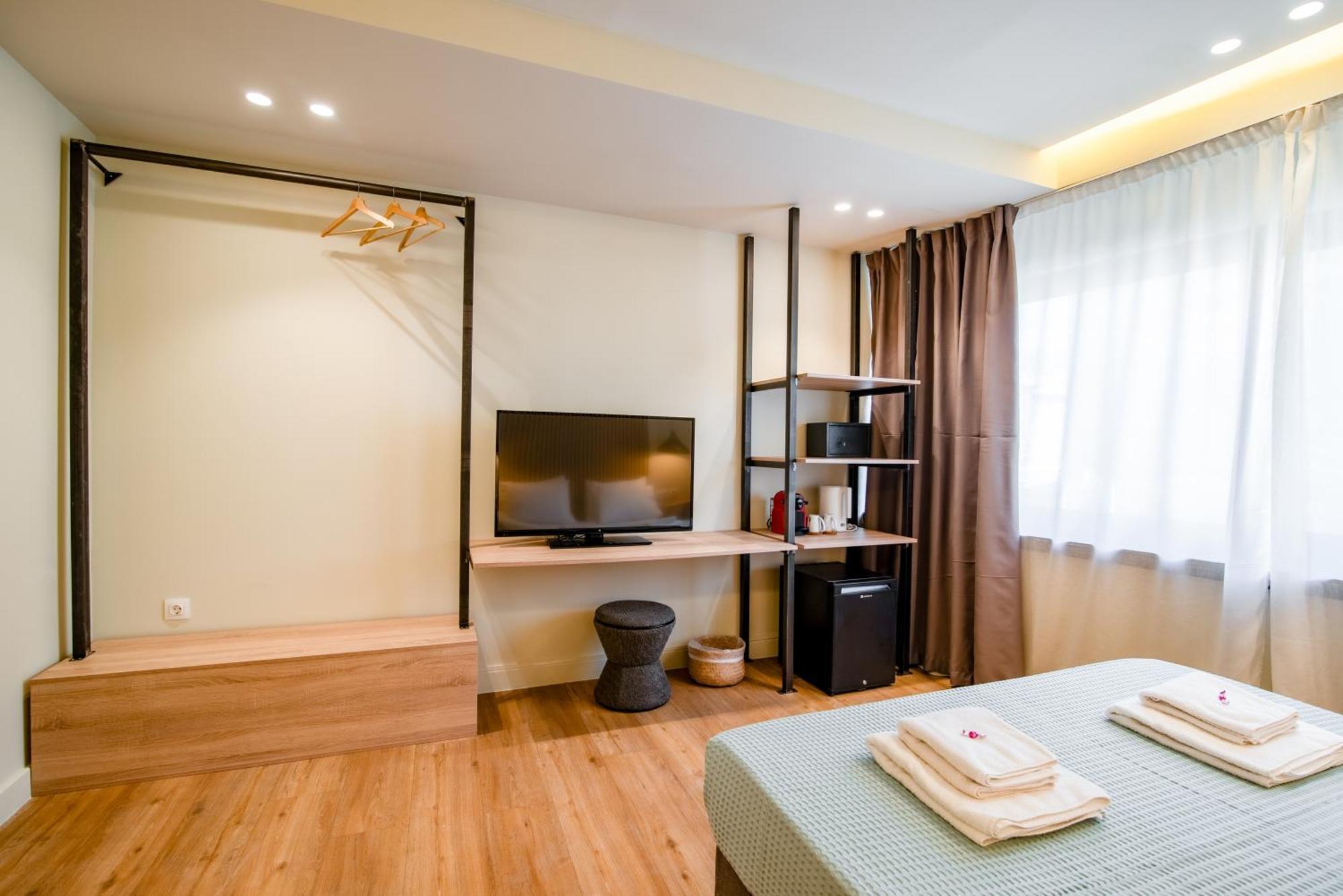 Still アテネ 部屋 写真